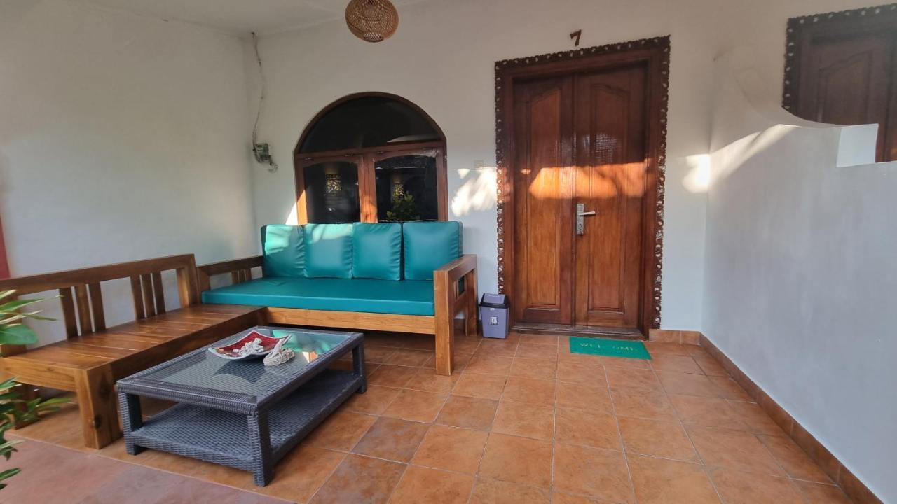 Catra Homestay Beach Apartments Candi Dasa  Luaran gambar