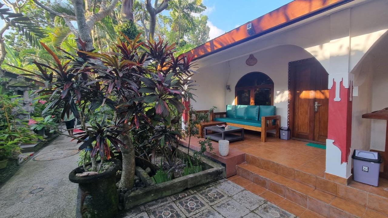 Catra Homestay Beach Apartments Candi Dasa  Luaran gambar
